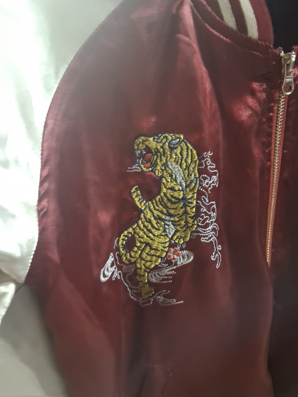 Embroidered SAKUJAN Bomber Dragon Satin Bomber Jacket - Burgundy & Cream SMALL - Picture 4 of 7